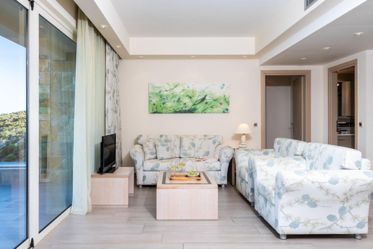 Princess Kyniska Suites Plitra Exterior foto